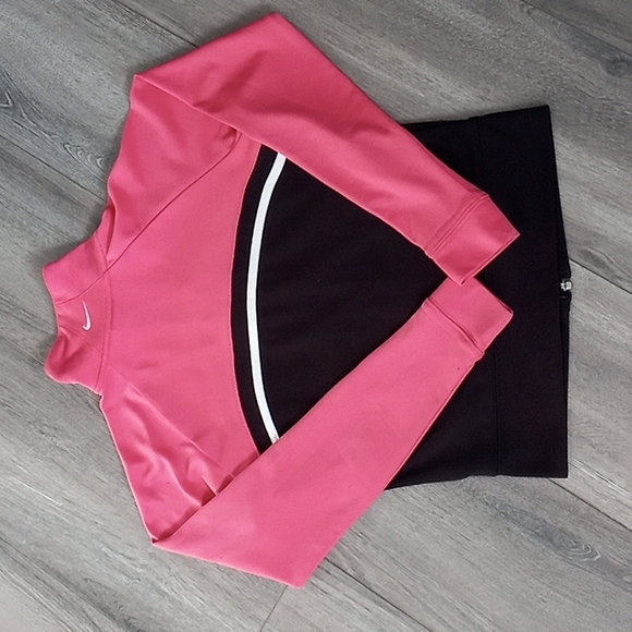 Nike Zip Up Sweater - Picture 2 of 5